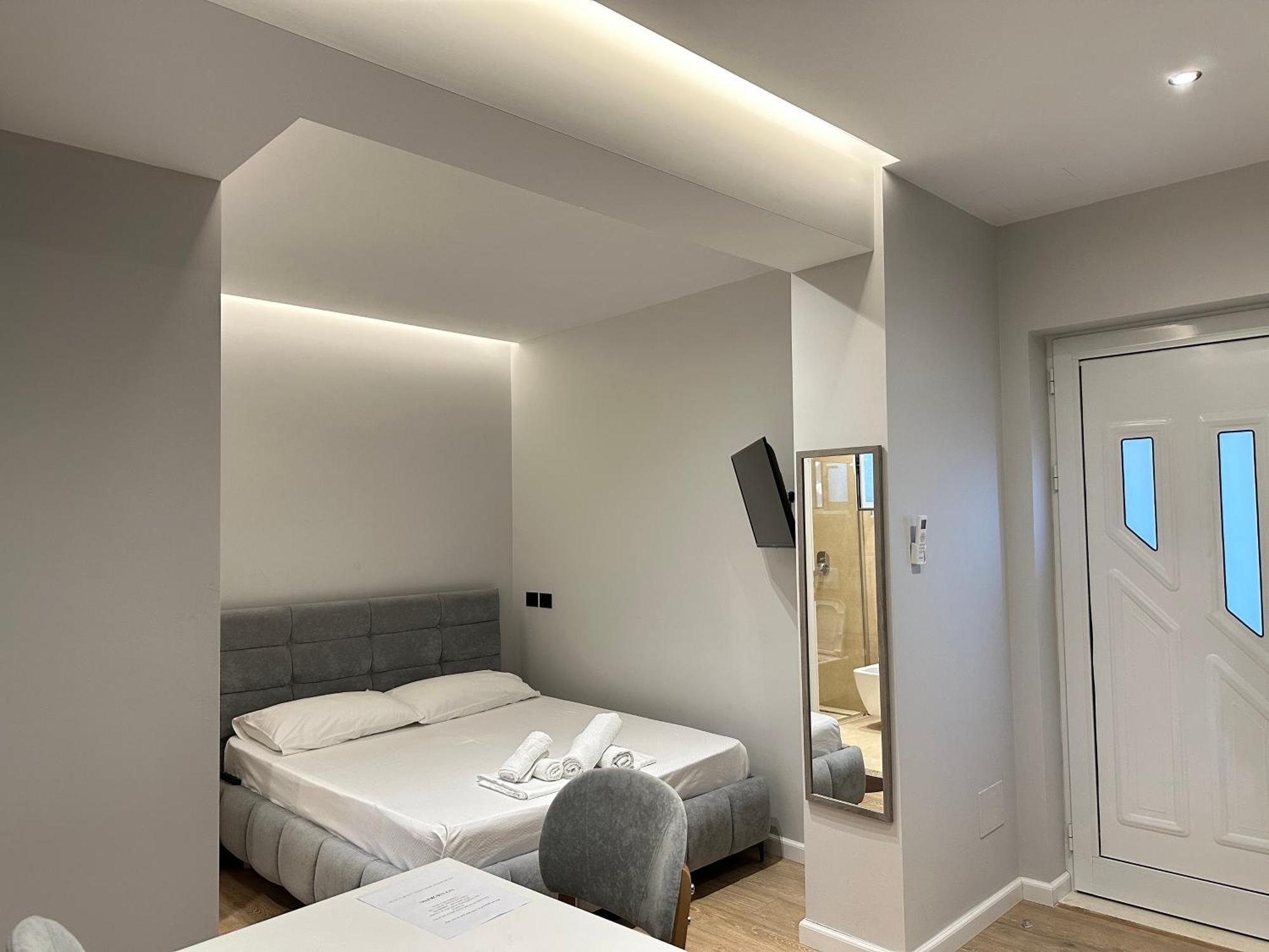 Maison Apartments Влёра Экстерьер фото
