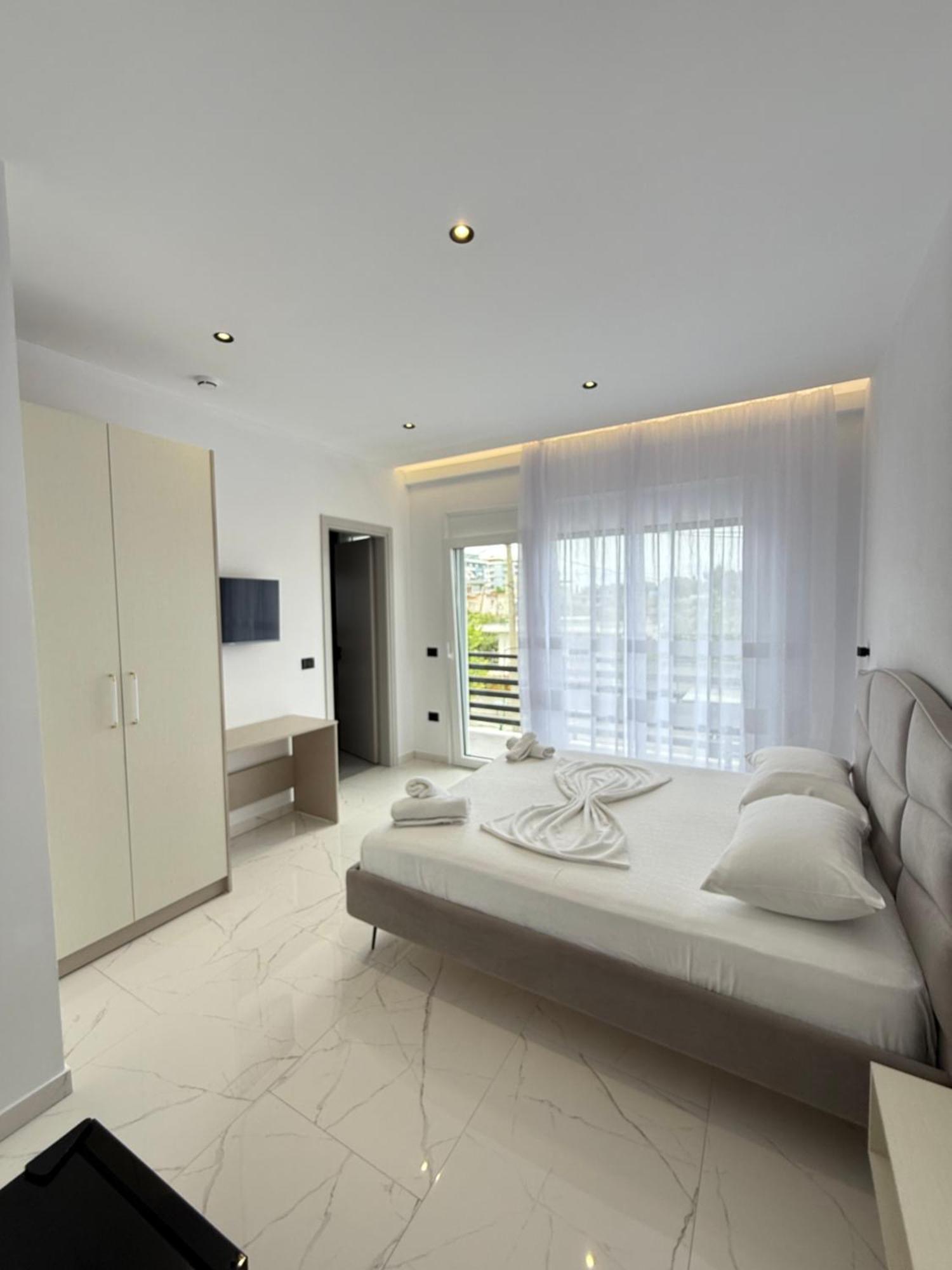 Maison Apartments Влёра Экстерьер фото